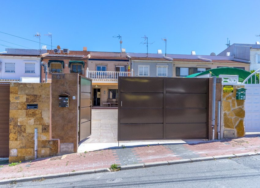 Resale - Town House - Los Balcones