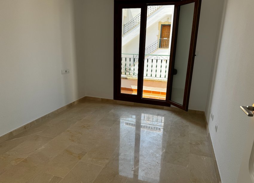 Resale - Town House - Orihuela Costa - Villamartín