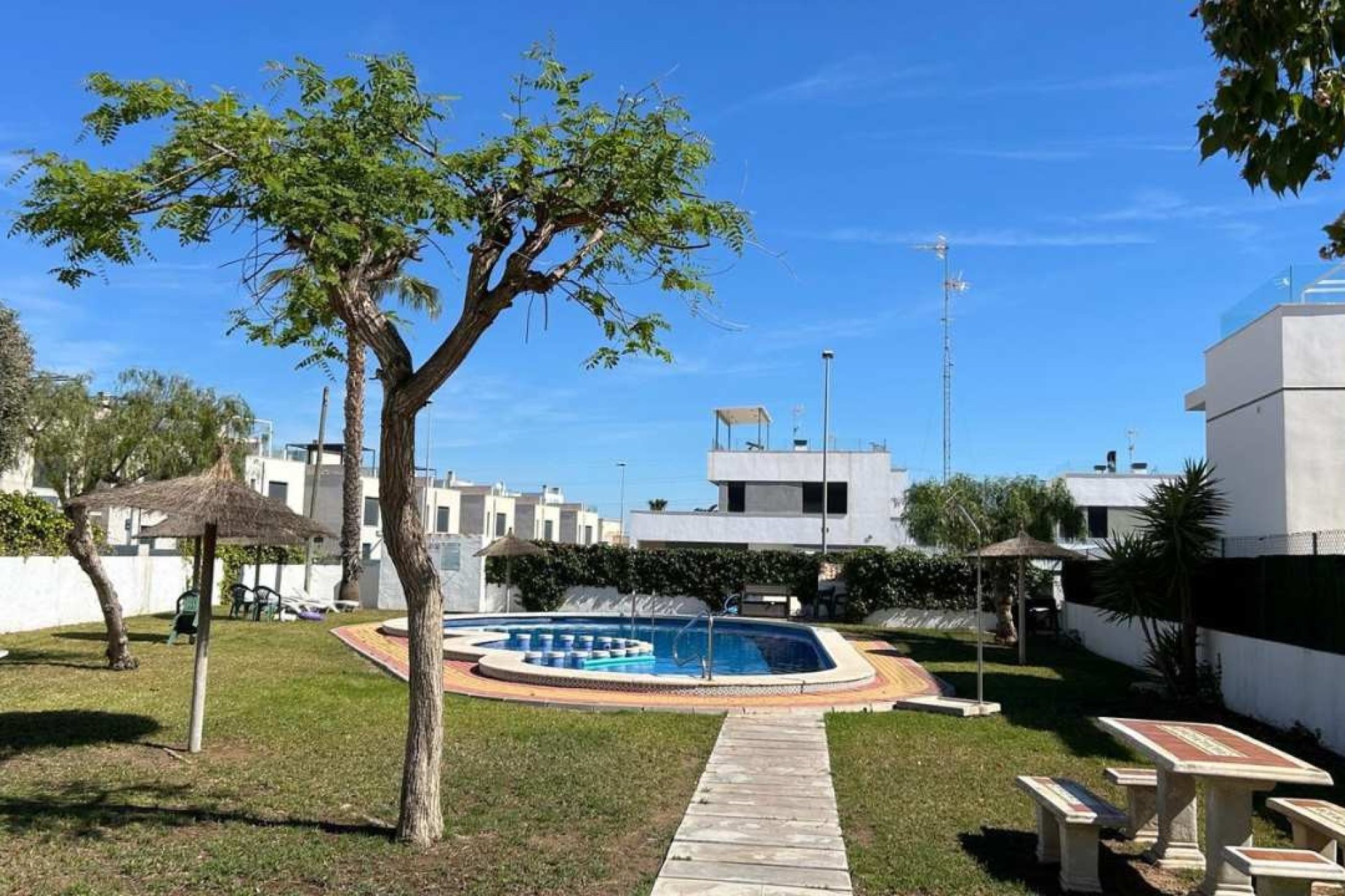 Resale - Town House - Orihuela Costa - Villamartín