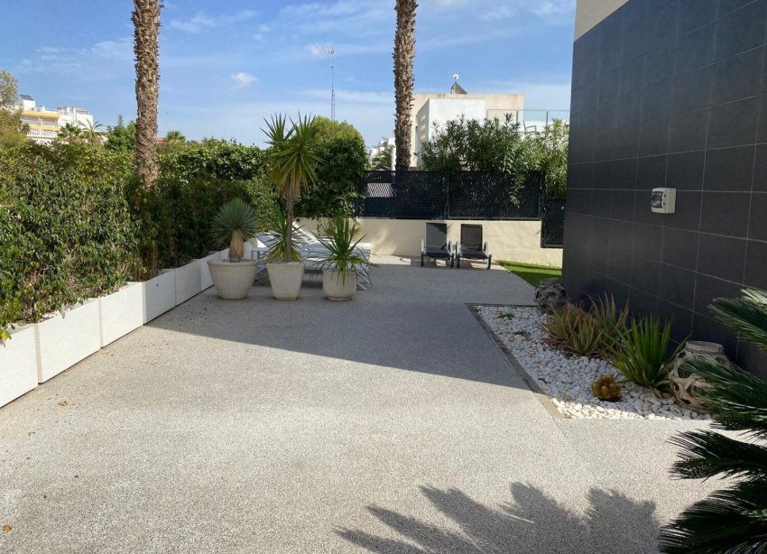 Resale - Town House - Orihuela Costa - Villamartín