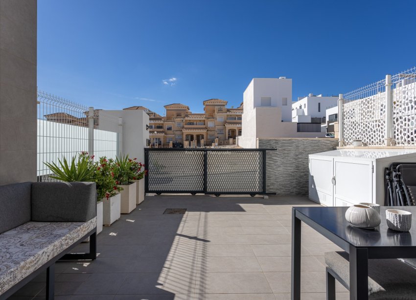 Resale - Town House - Orihuela Costa - Villamartín