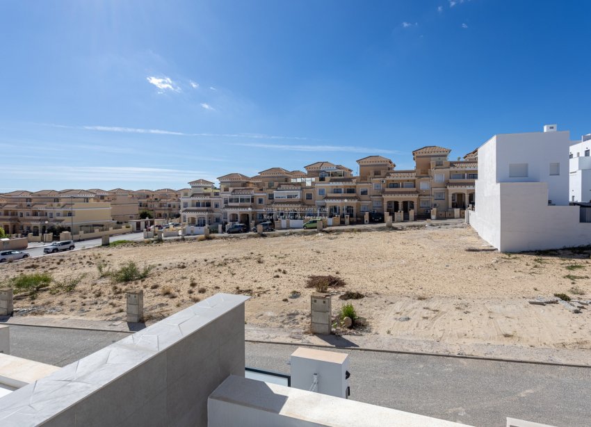 Resale - Town House - Orihuela Costa - Villamartín