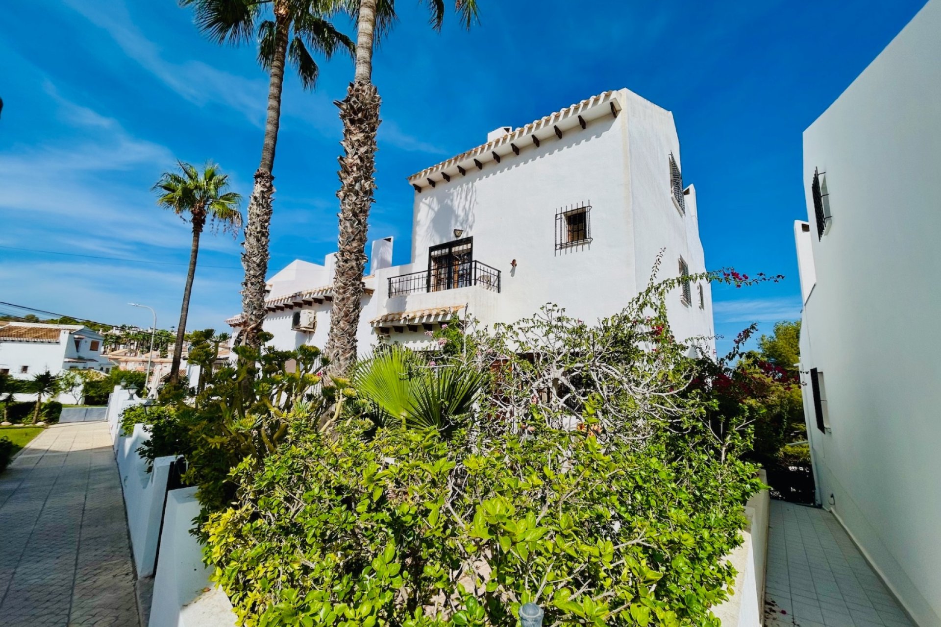 Resale - Town House - Orihuela Costa - Villamartín