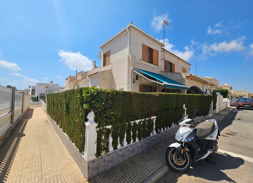 Resale - Town House - Playa Flamenca - Serena