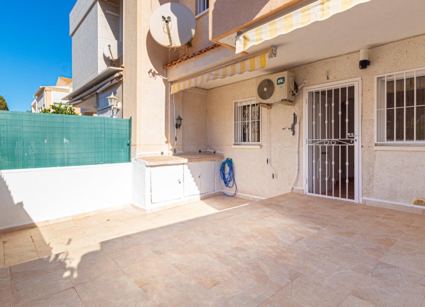 Resale - Town House - Torrevieja - Aguas Nuevas