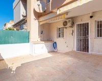 Resale - Town House - Torrevieja - Aguas Nuevas