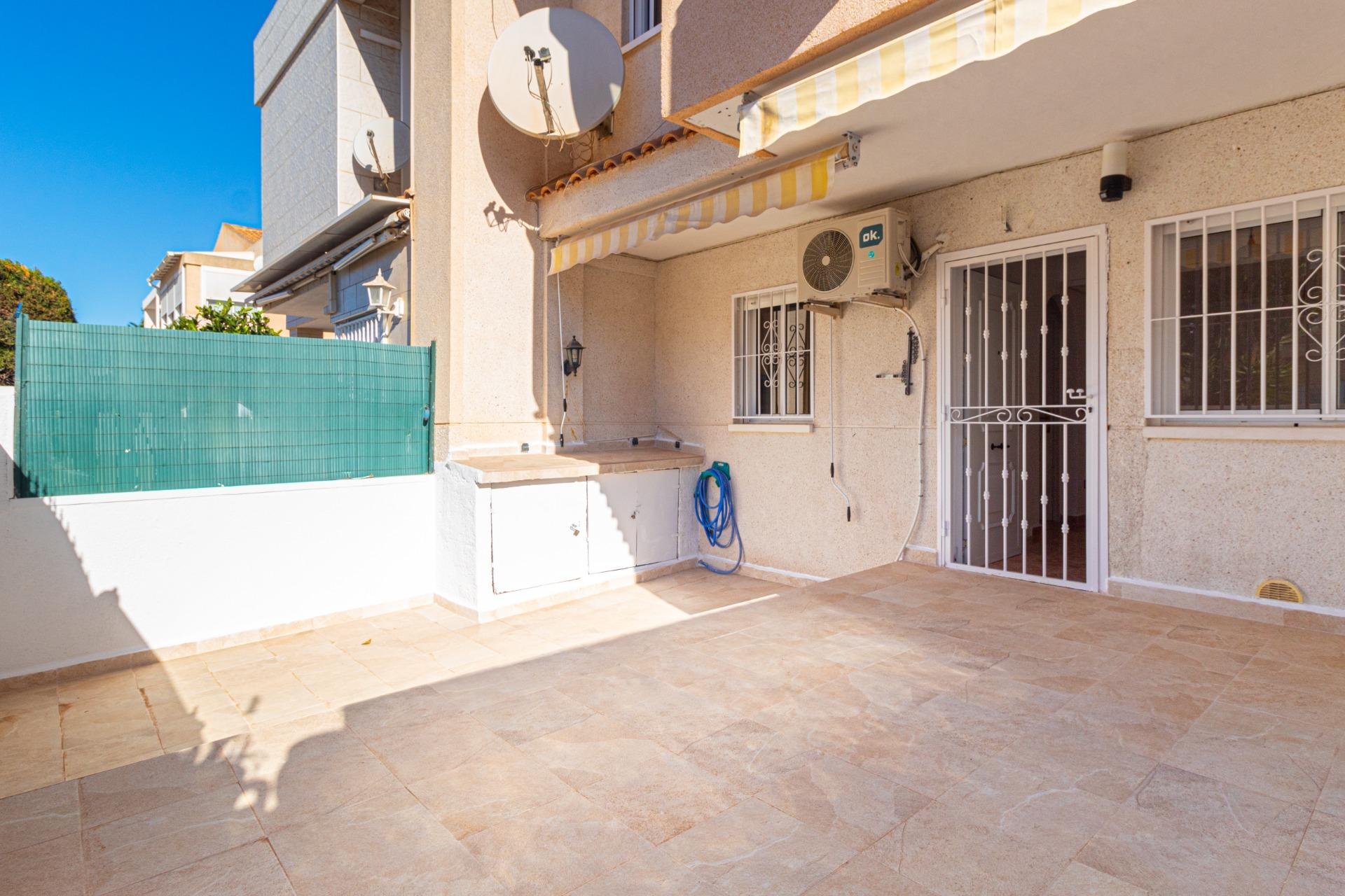 Resale - Town House - Torrevieja - Aguas Nuevas