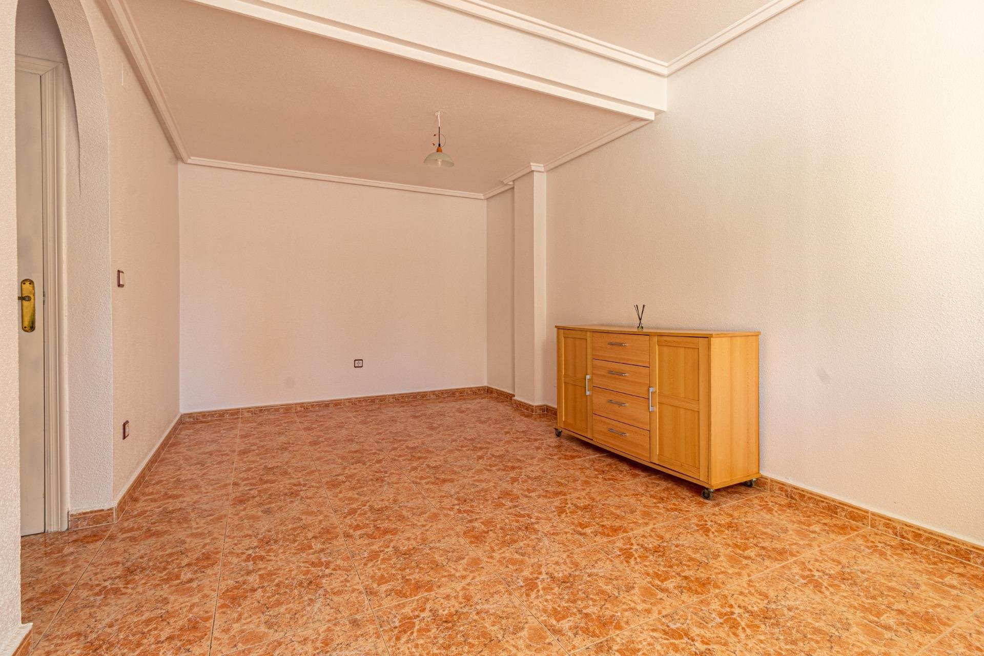 Resale - Town House - Torrevieja - Aguas Nuevas