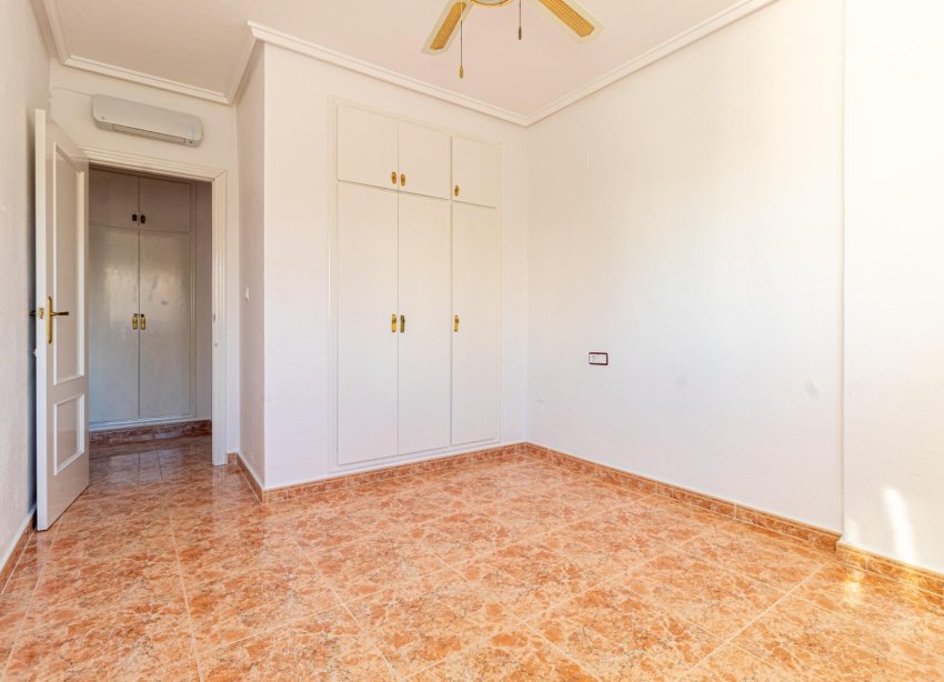 Resale - Town House - Torrevieja - Aguas Nuevas