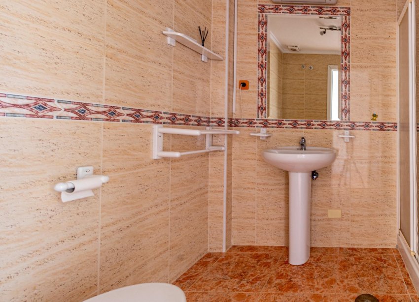 Resale - Town House - Torrevieja - Aguas Nuevas