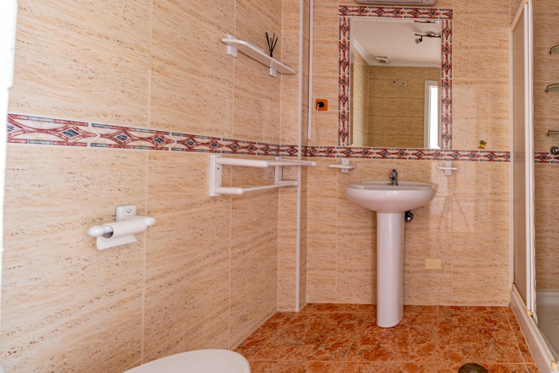 Resale - Town House - Torrevieja - Aguas Nuevas