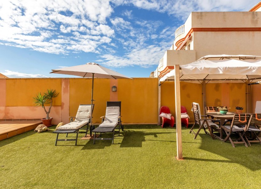 Resale - Town House - Torrevieja - Aguas Nuevas