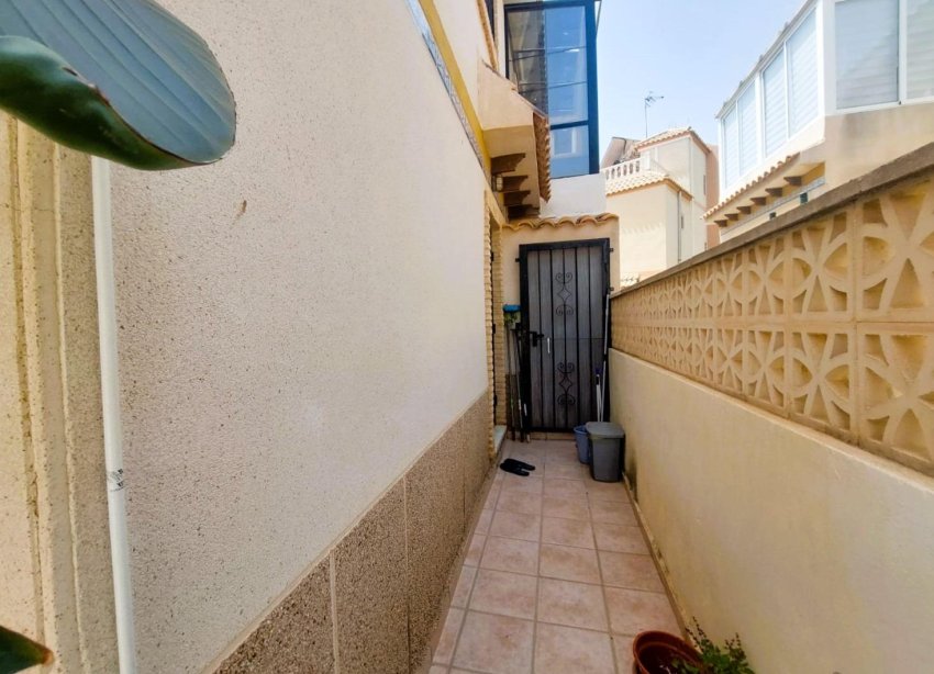 Resale - Town House - Torrevieja - Las calas