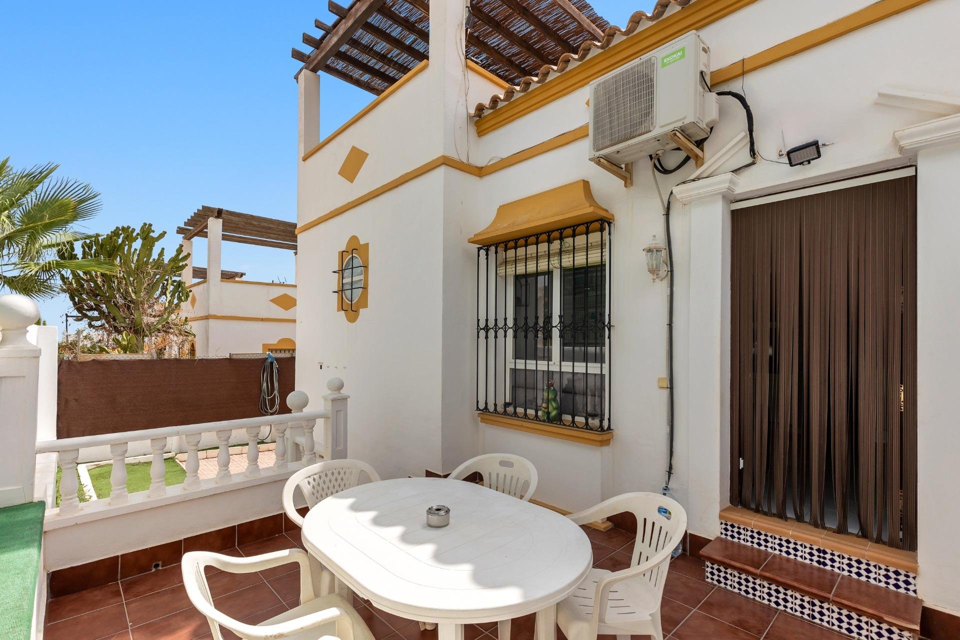 Resale - Town House - Torrevieja - Los altos