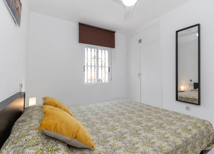 Resale - Town House - Torrevieja - Los altos