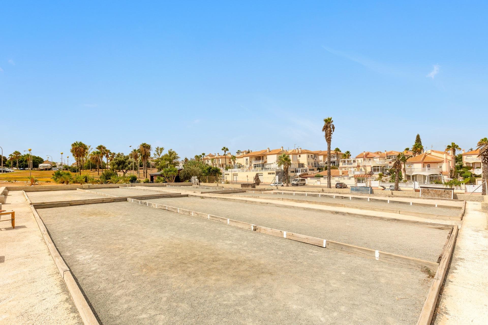 Resale - Town House - Torrevieja - Los altos