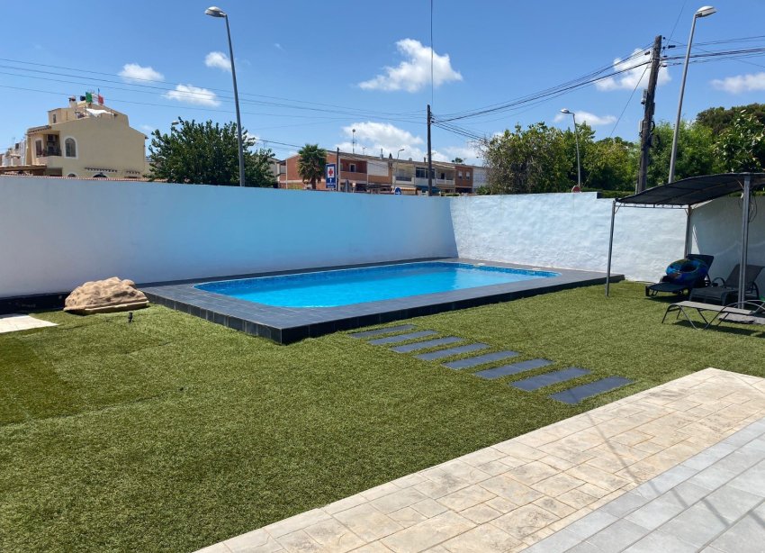 Resale - Town House - Torrevieja - Los Balcones