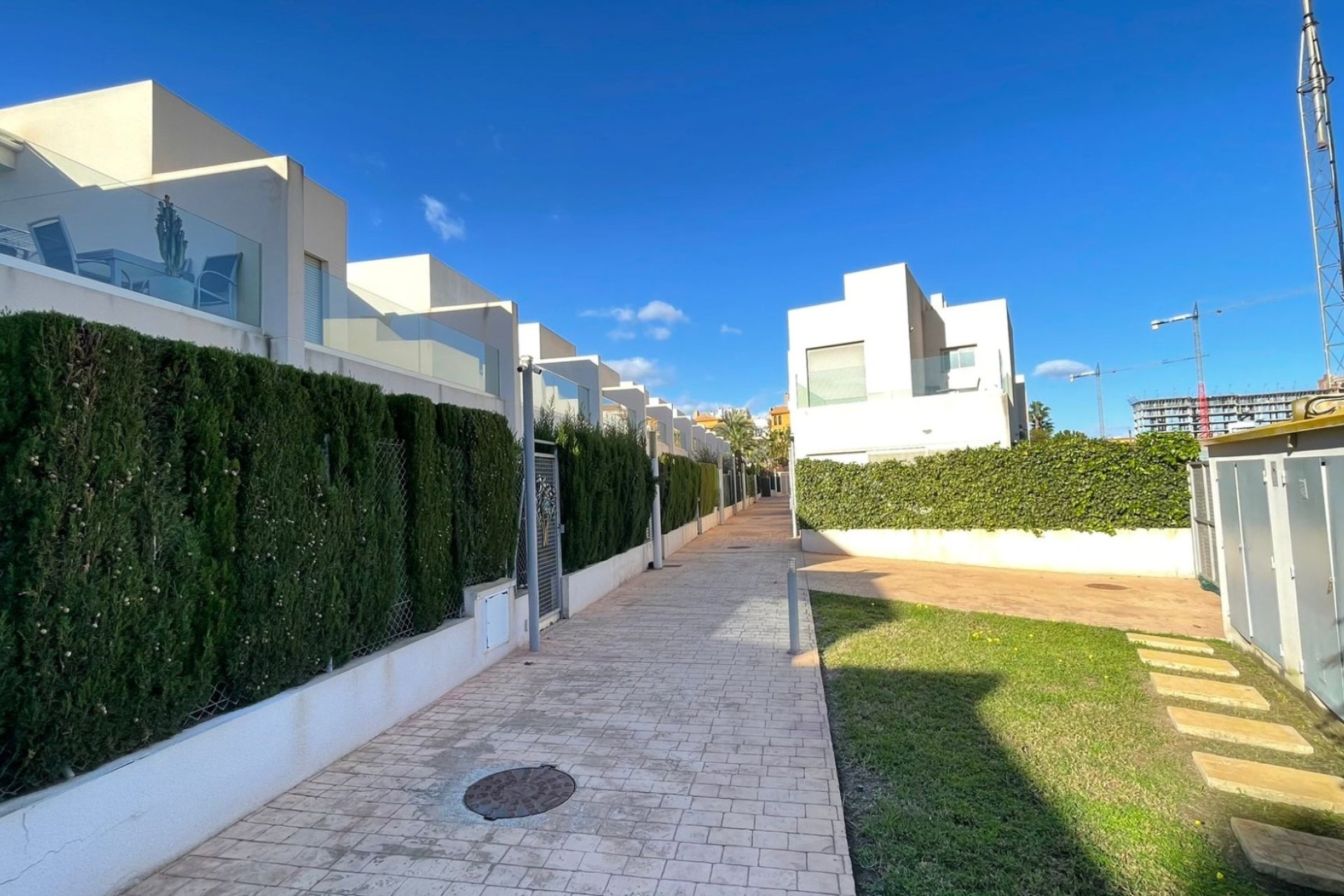 Resale - Town House - Torrevieja - Punta Prima