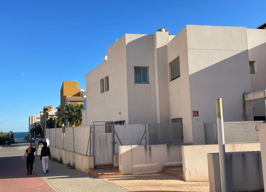 Resale - Town House - Torrevieja - Punta Prima