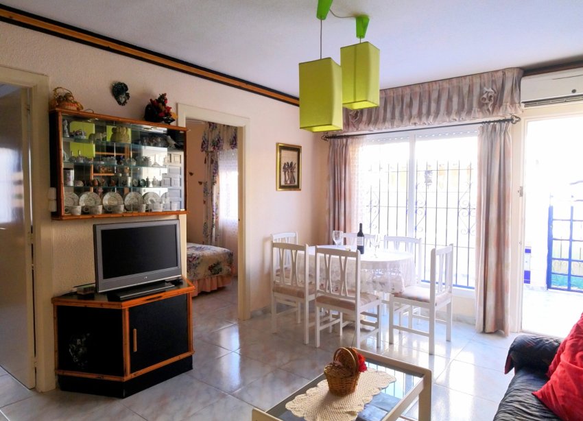 Resale - Town House - Torrevieja