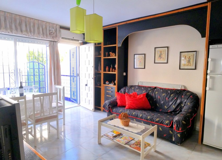 Resale - Town House - Torrevieja