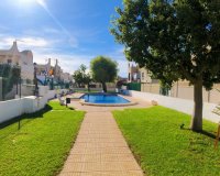 Resale - Town House - Torrevieja