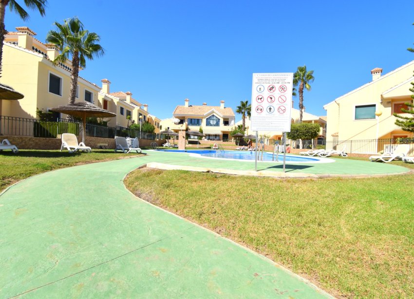 Resale - Townhouse - Orihuela Costa - Lomas de Campoamor