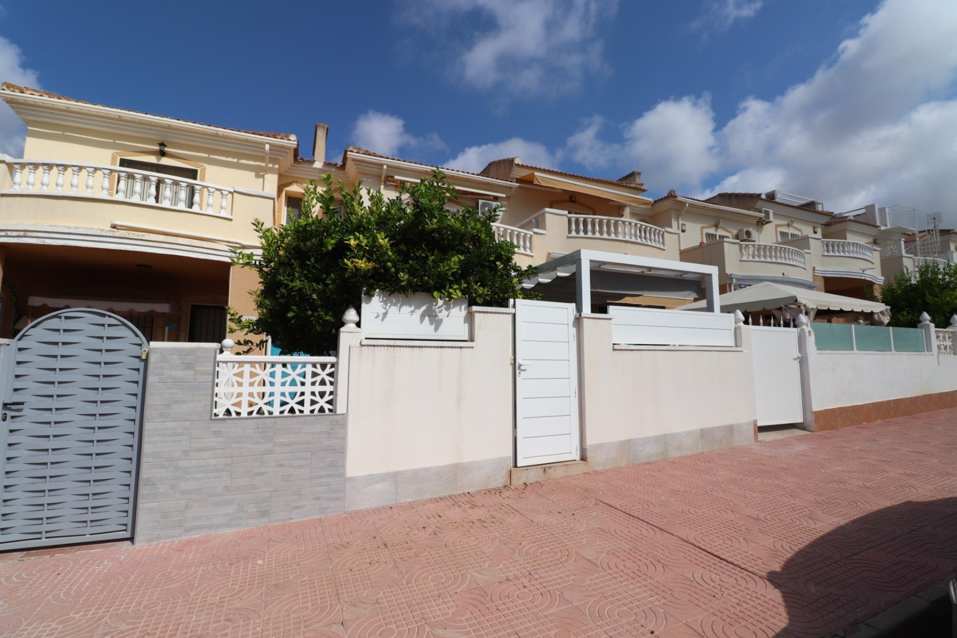 Resale - Townhouse / Terraced House - Benijofar - Monte Azul