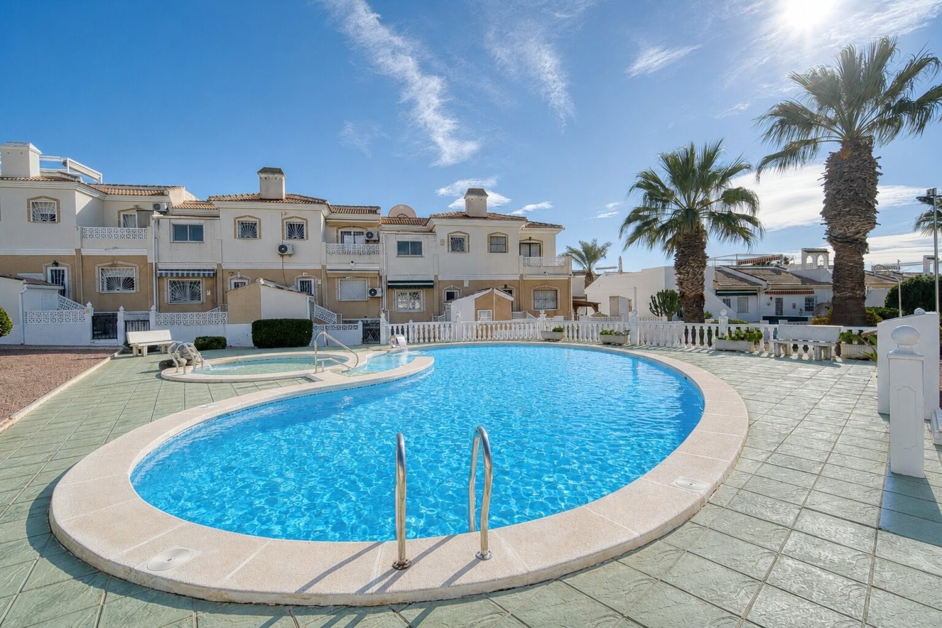 Resale - Townhouse / Terraced House - Benijofar - Monte Azul