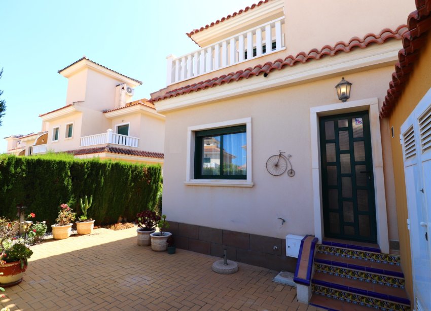 Resale - Townhouse / Terraced House - Ciudad Quesada - Doña Pena