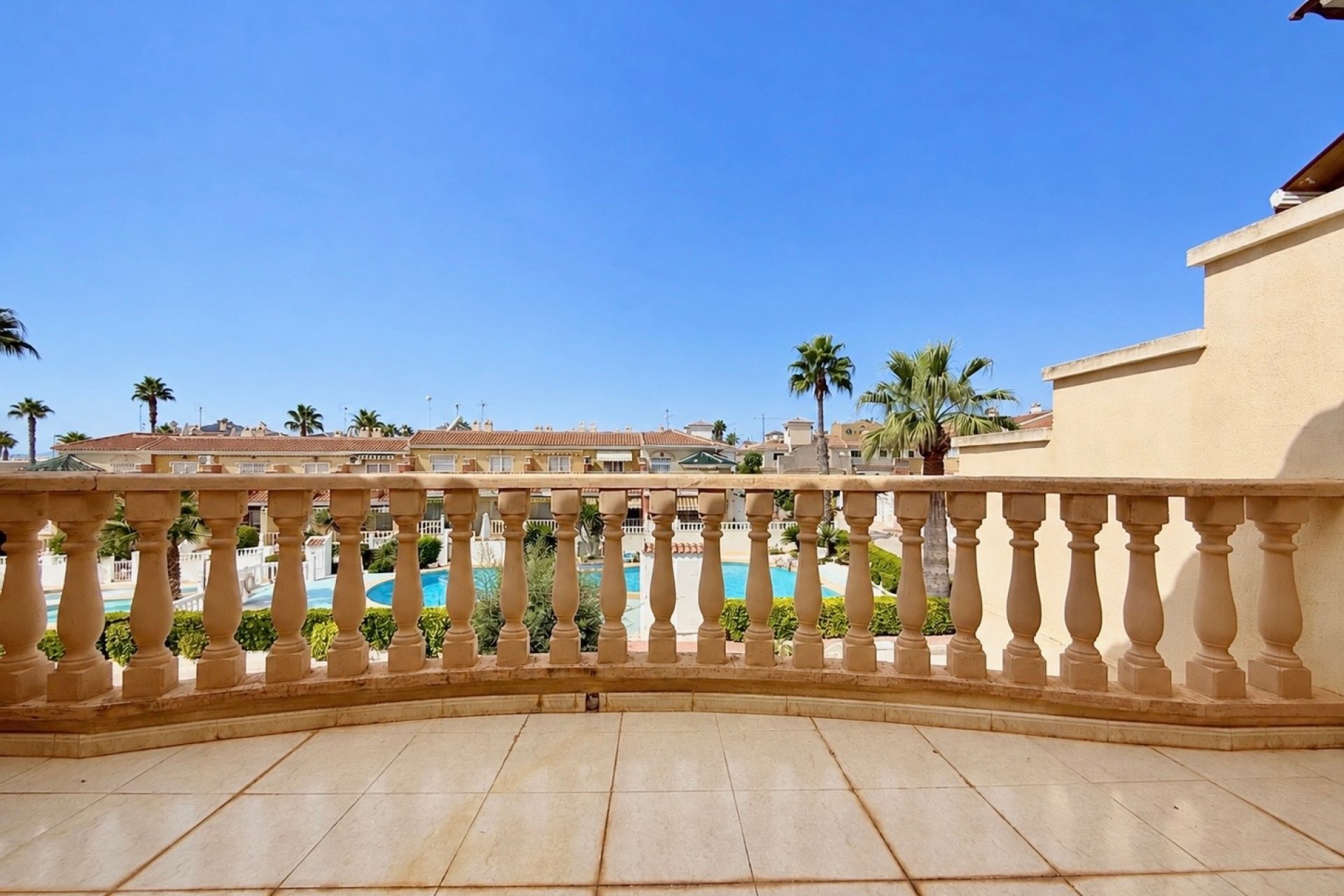 Resale - Townhouse / Terraced House - Ciudad Quesada - Doña Pena