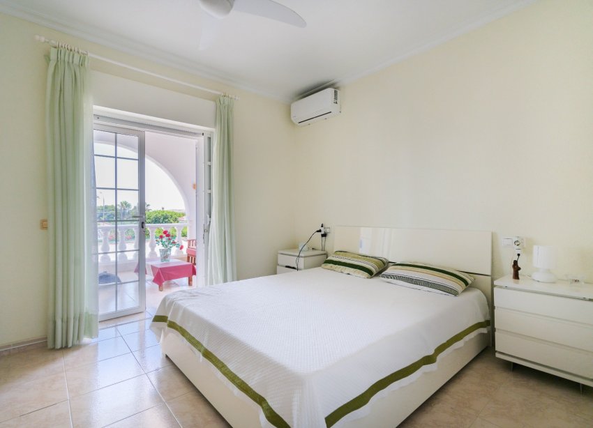 Resale - Townhouse / Terraced House - Ciudad Quesada