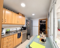 Resale - Townhouse / Terraced House - Daya Nueva