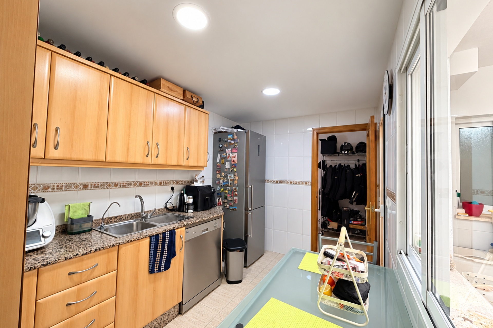 Resale - Townhouse / Terraced House - Daya Nueva