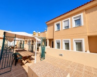 Resale - Townhouse / Terraced House - Daya Nueva