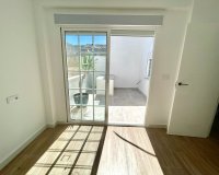 Resale - Townhouse / Terraced House - Daya Vieja