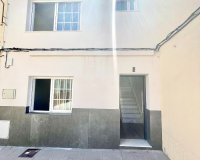 Resale - Townhouse / Terraced House - Daya Vieja