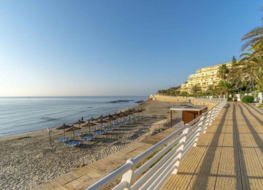Resale - Townhouse / Terraced House - Dehesa de campoamor - Campoamor