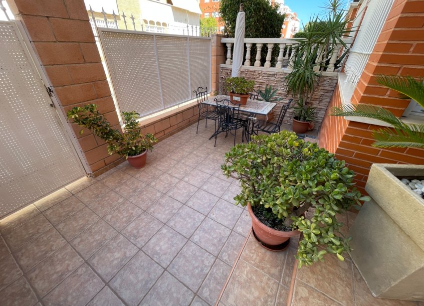 Resale - Townhouse / Terraced House - Elche - Centro
