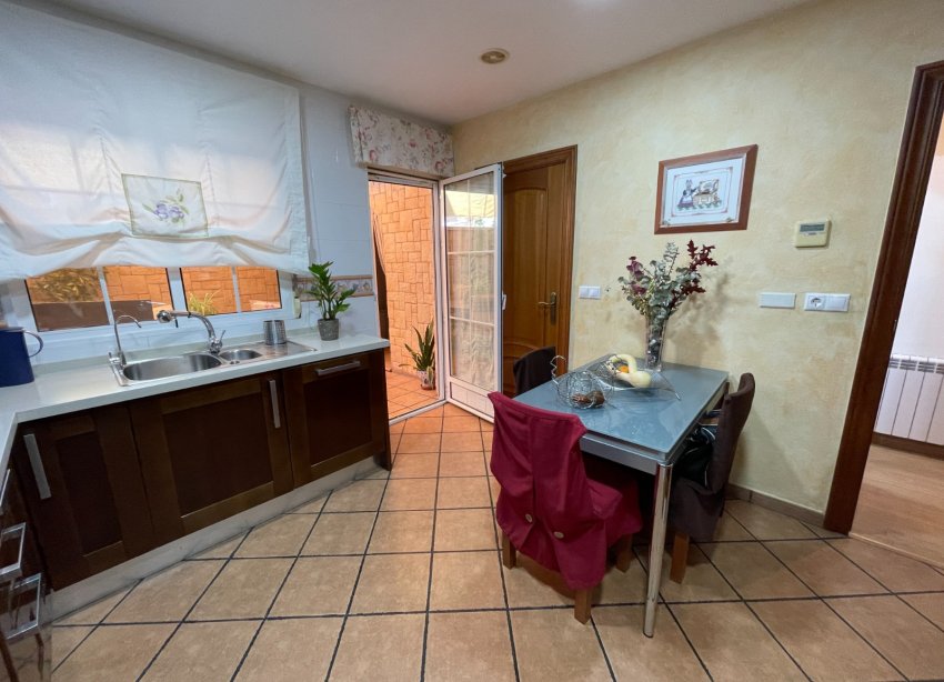 Resale - Townhouse / Terraced House - Elche - Centro