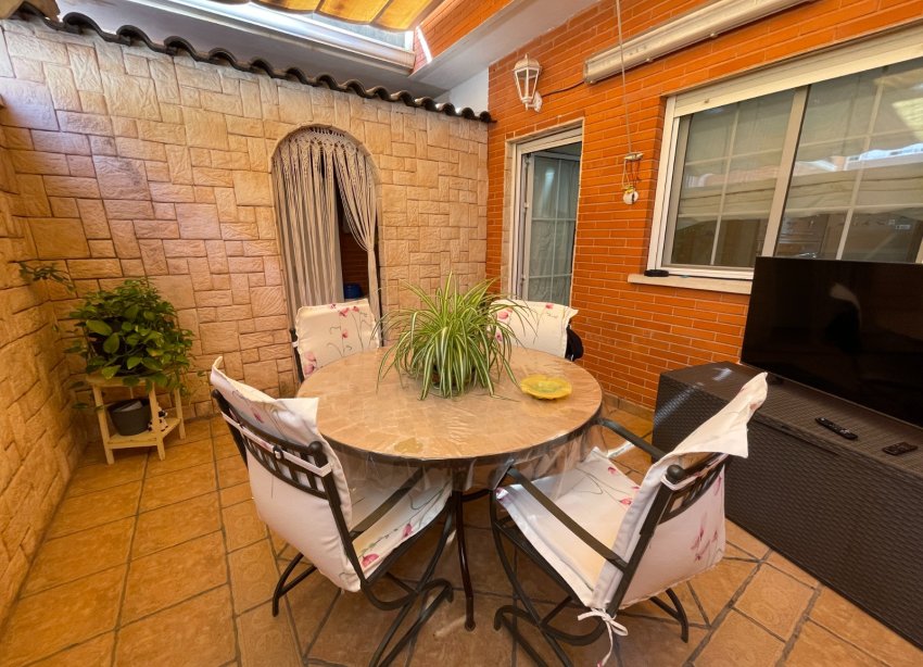 Resale - Townhouse / Terraced House - Elche - Centro