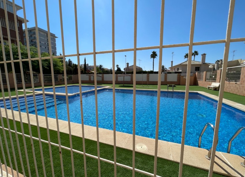 Resale - Townhouse / Terraced House - Elche - Centro