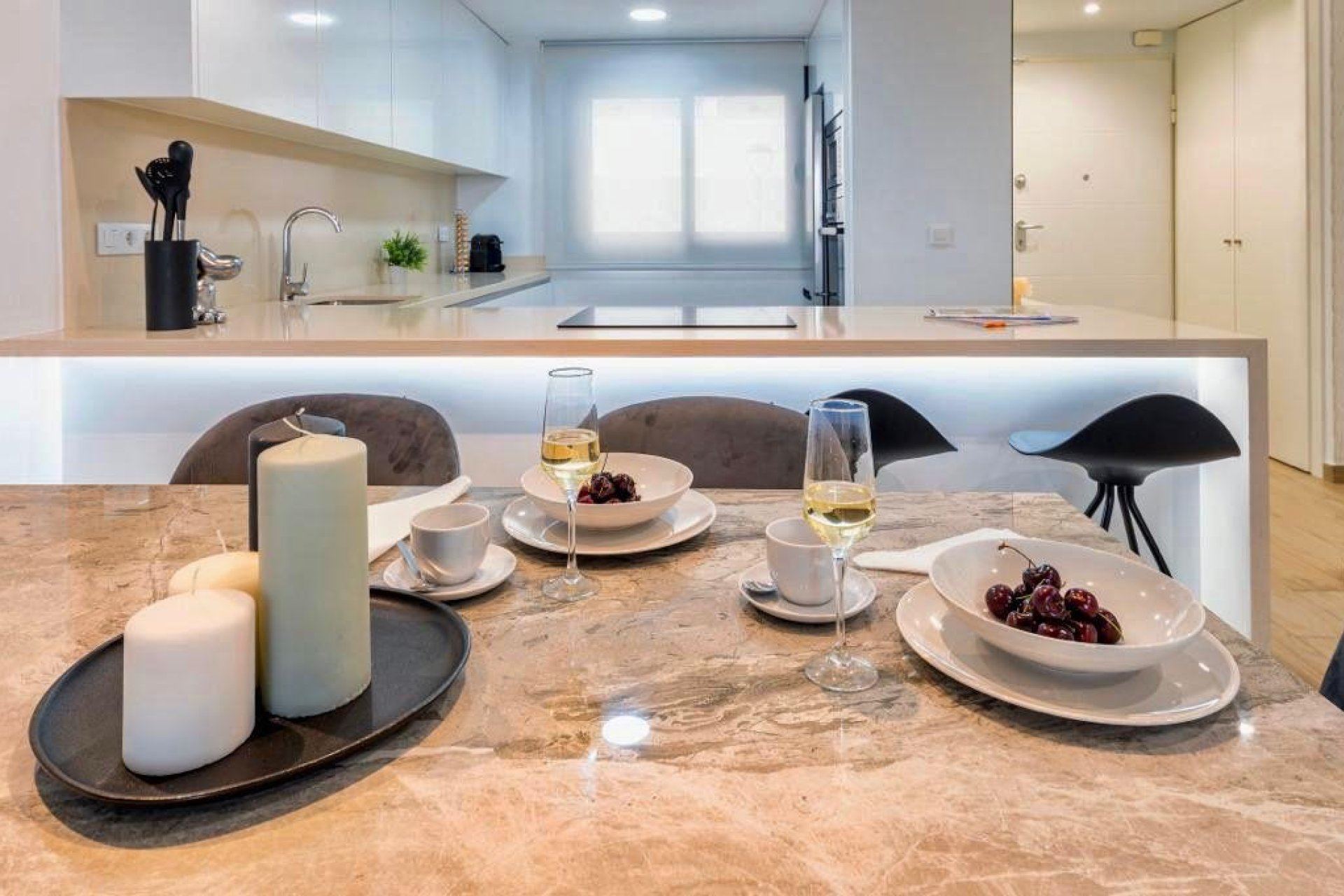 Resale - Townhouse / Terraced House - Finestrat - Urbanización