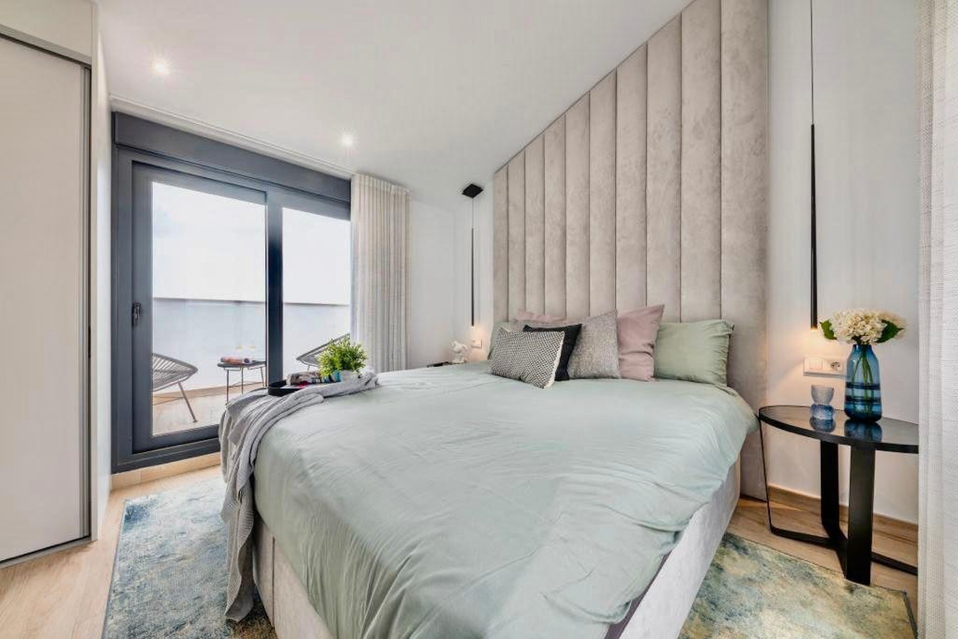 Resale - Townhouse / Terraced House - Finestrat - Urbanización