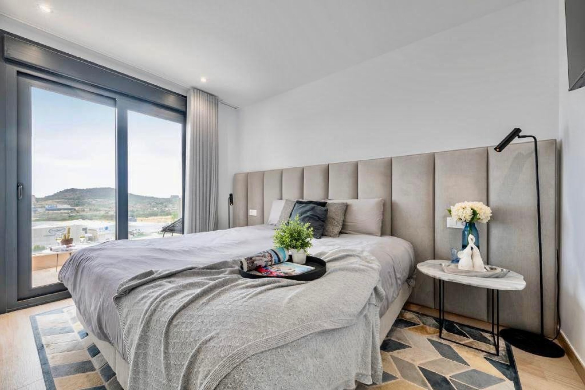 Resale - Townhouse / Terraced House - Finestrat - Urbanización