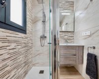 Resale - Townhouse / Terraced House - Finestrat - Urbanización