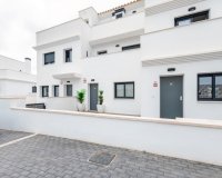 Resale - Townhouse / Terraced House - Finestrat - Urbanización