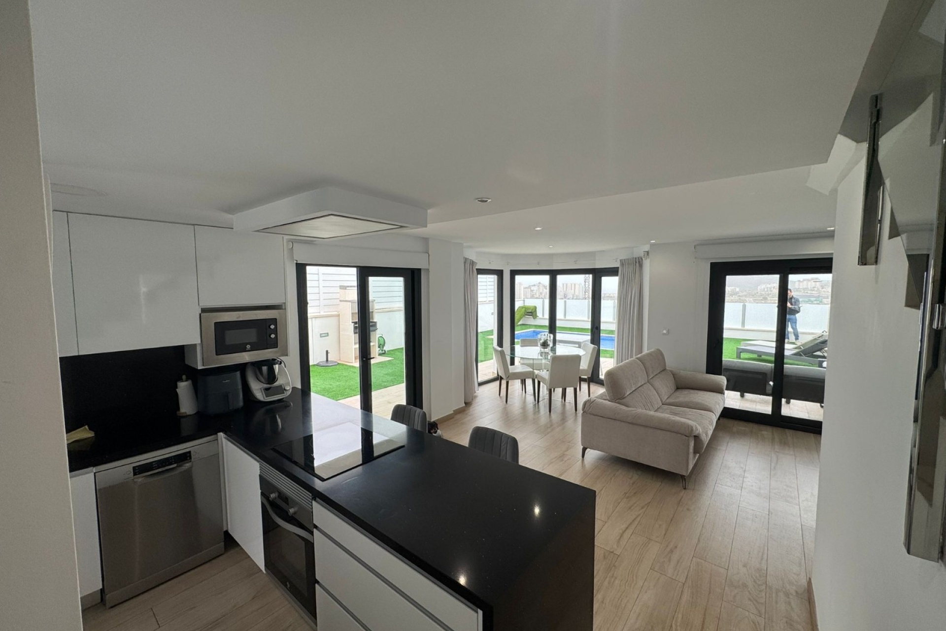 Resale - Townhouse / Terraced House - Finestrat