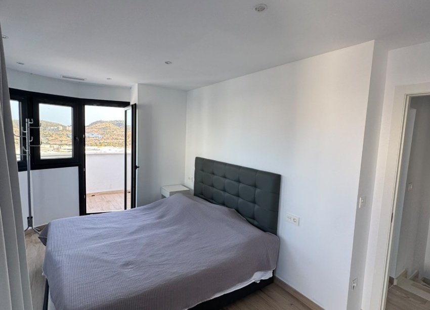 Resale - Townhouse / Terraced House - Finestrat