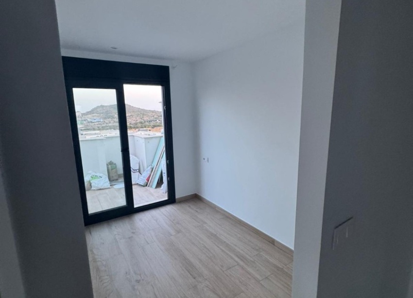 Resale - Townhouse / Terraced House - Finestrat